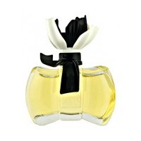La Petite Fleur Blanche