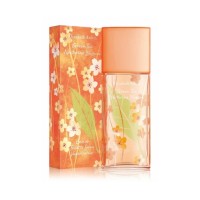 Green Tea Nectarine Blossom